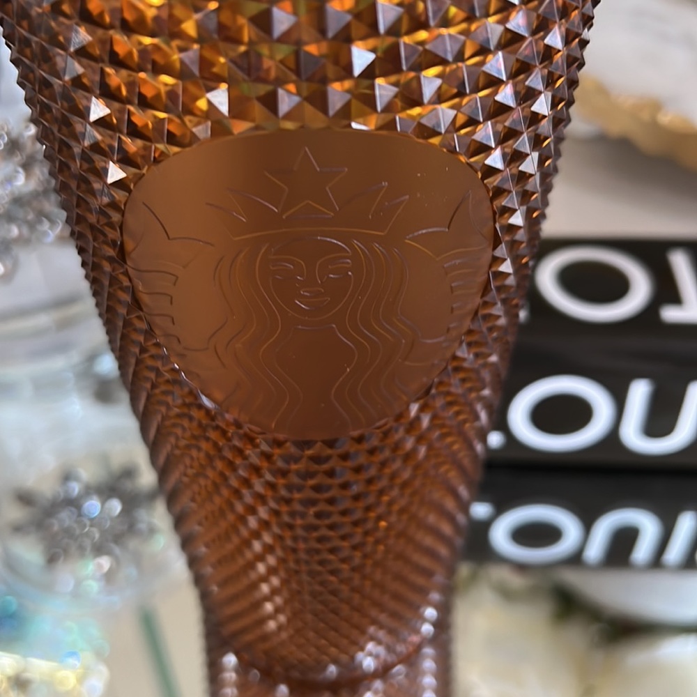 Brand new ! Starbucks cup - Picture 3 of 6